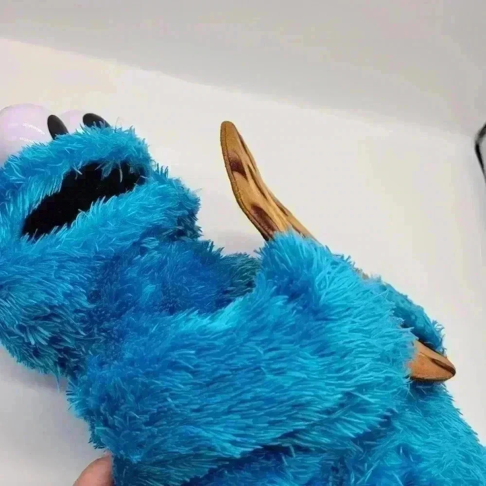 Peekaboo Cookie Monster Animated 12" Plush Talks Num Num Sounds Sesame Street - Picture 7 of 12